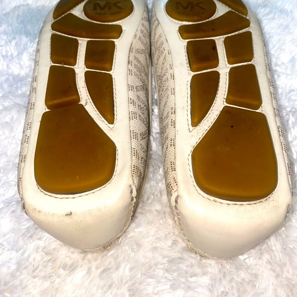 Michael Kors Flat - image 4